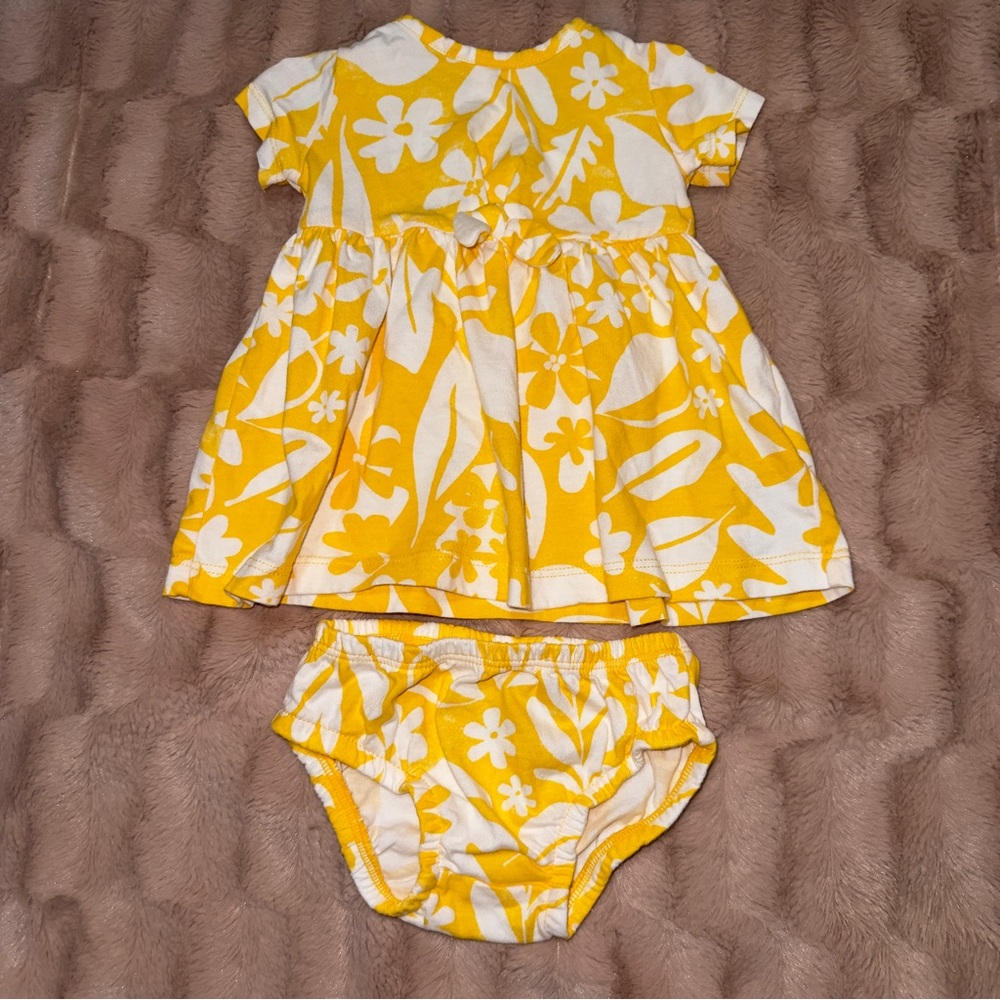 Girls 3m Yellow & White Flower Carter’s